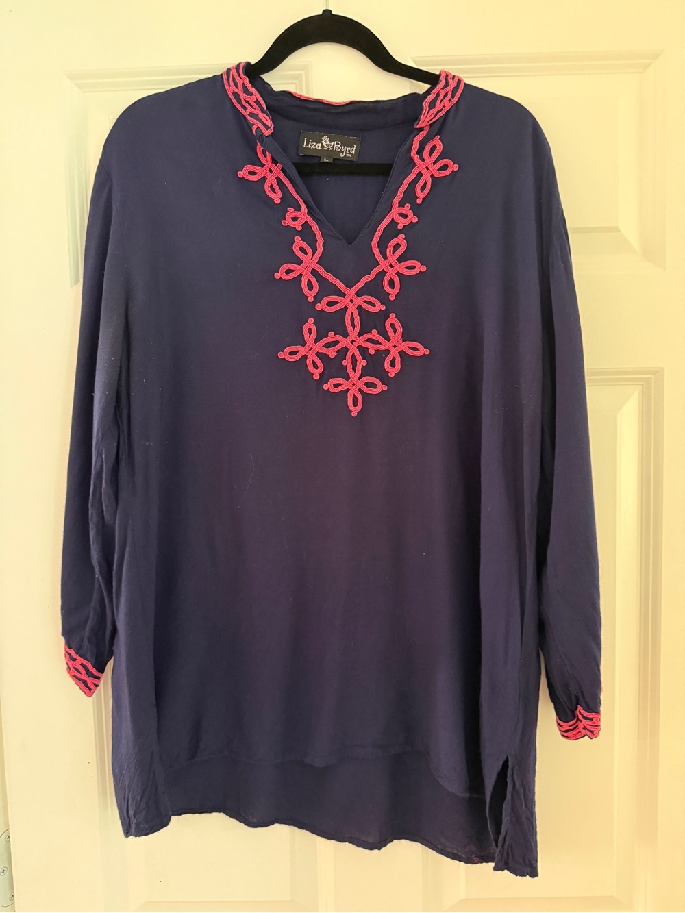 Liza Byrd L Navy Blue Embroidered Tunic Top Pink Trim Long Sleeve V-Neck